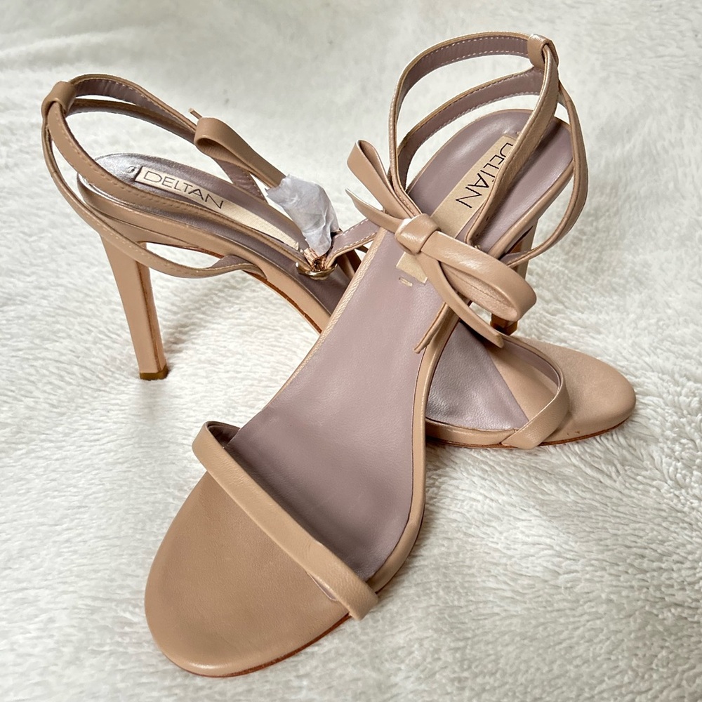 Deltan Miranda Leather Ankle Bow Dress heels cream/beige size 9